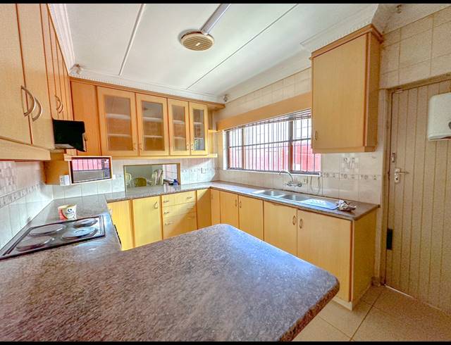 3 BEDROOM HOUSE FOR SALE IN RICHEM